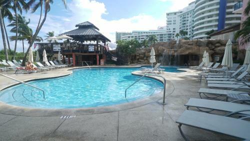 Deluxe Apartments By South Florida Vacations