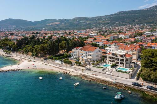 Beachfront Villa Anemona With Pool