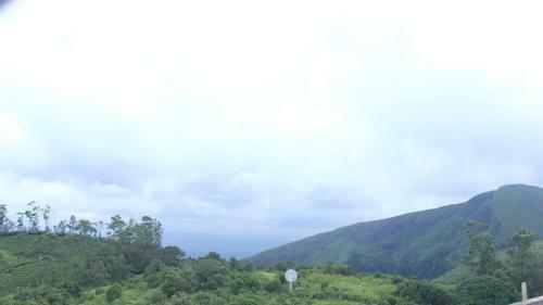 Hotel Biglaand Dew Castle