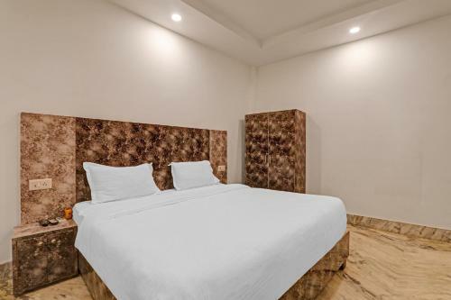 Oyo 82335 Hotel Rajvilla