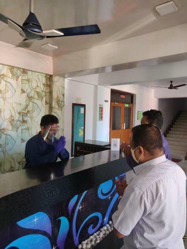 Hotel Mainak