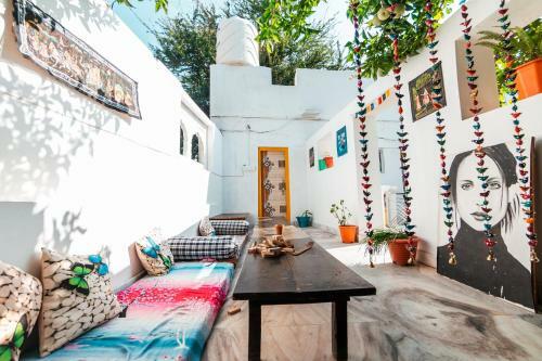 12 Monks Hostel
