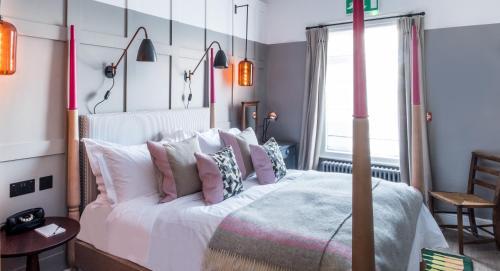 The Swan Hotel