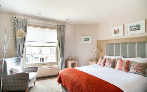 Crown Hotel