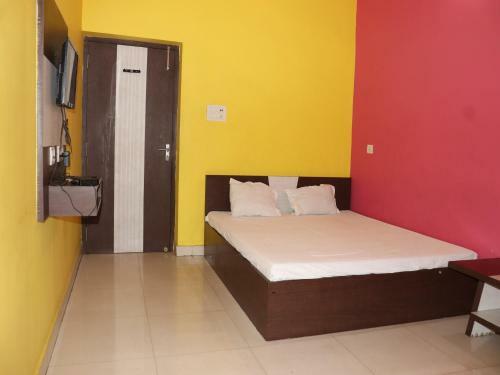 Oyo 86877 Hotel Bhuneshwar Inn