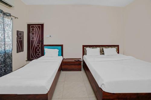 Oyo 86856 Hotel Landmark 2