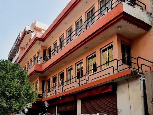 Hotel Spot On 69749 Hari Om Palace