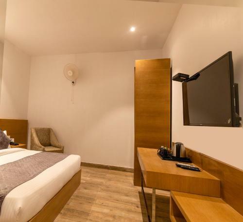Hotel Iris Lite Corbett