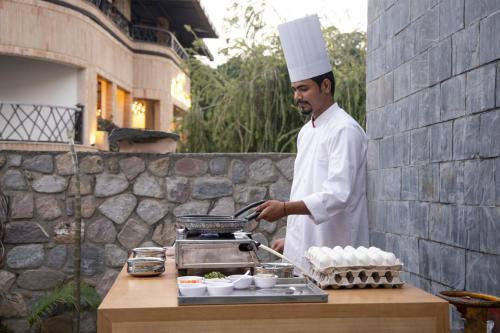 Hotel Iris Lite Corbett