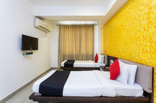 Capital O 5970 Hotel Balaji Central