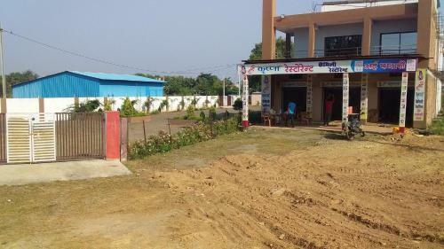 Hotel Pop 84701 Shree Madhav Palace