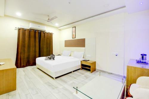 Townhouse 722 Hotel Pal Residency