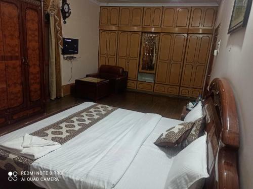 Hostal The Candy Suites