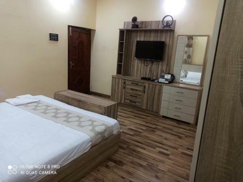 Hostal The Candy Suites