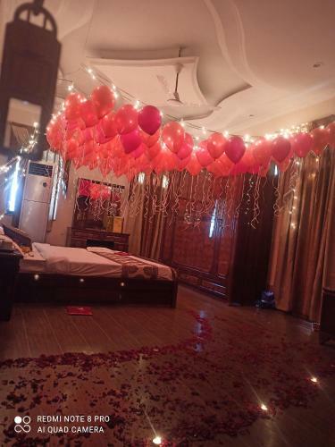 Hostal The Candy Suites