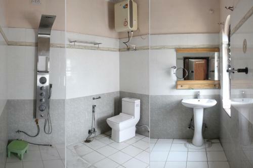 Hostal The Candy Suites