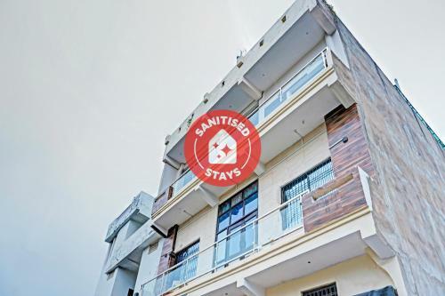 Hotel Collection O 85440 Rewa Town Inn