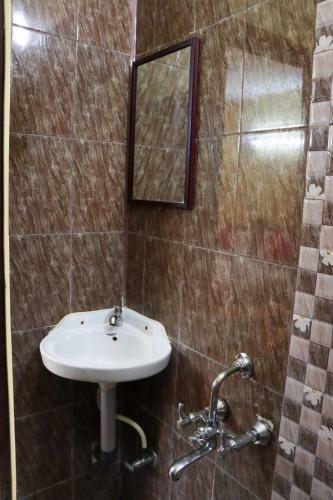 Hotel Aiswariyam Residency