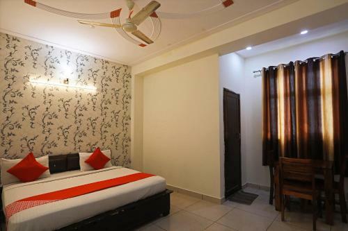 Oyo 49660 Hotel Green Grapes