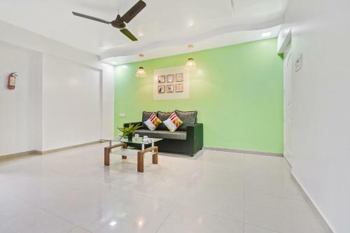 Hostal Oyo Home 60330 Radiant Stay