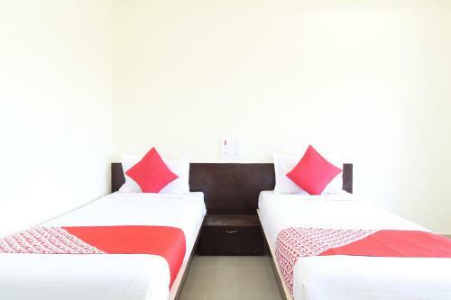 Oyo Flagship 39396 Hotel Mayur