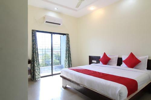 Oyo Flagship 39396 Hotel Mayur