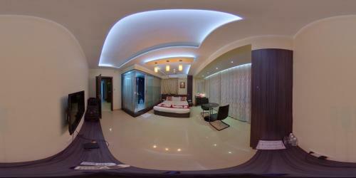 Hotel Aarya Regency