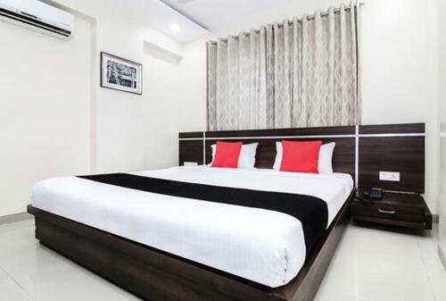 Hotel Aarya Regency