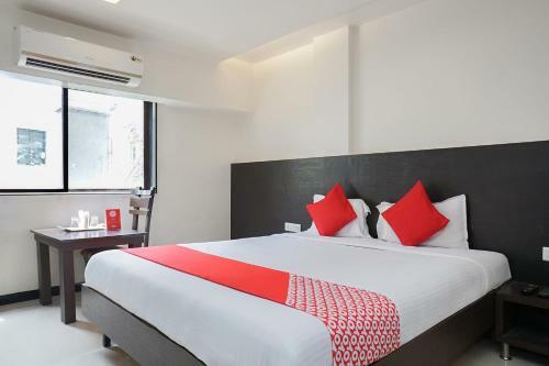 Oyo 3452 Hotel Coconut Grove