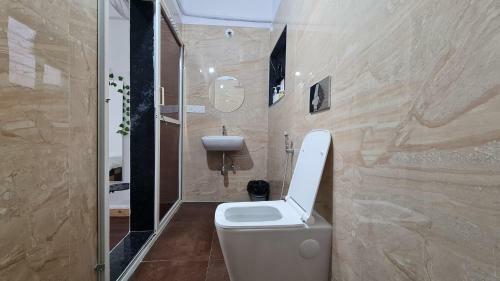 Hoshtel99 - Stay, Cowork & Cafe - A Backpacker Hostel