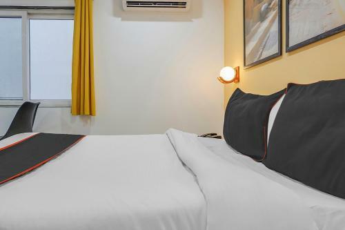 Collection O 83129 Hotel Elegant Hospitality