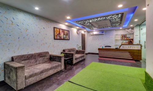 Treebo Trend Hotel Nv