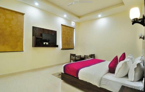 Hotel Harmony On Ganges - Laxmi Heights, Tapovan Rishikesh