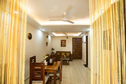 Yogvan Hill View Luxury Apartment