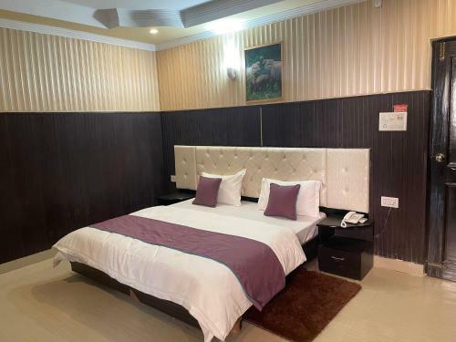 Hotel Leisure Palace