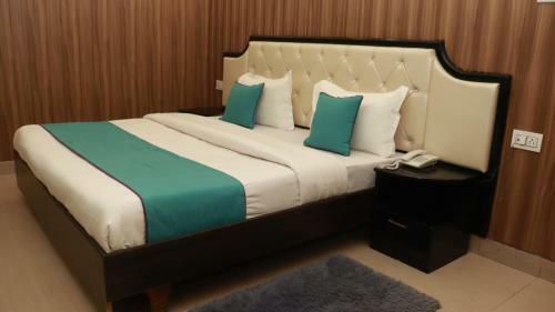 Hotel Leisure Palace