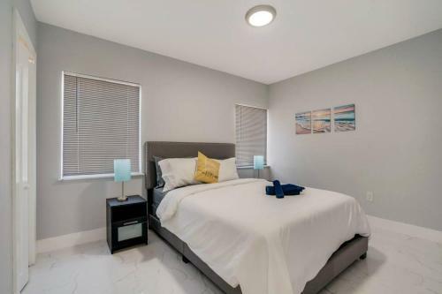 Brand New! 4bd 2bth Compound In North Miami