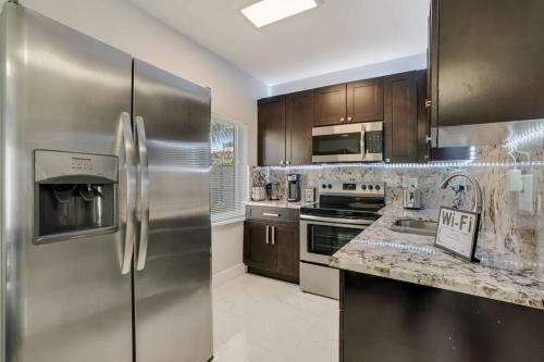 Brand New! 4bd 2bth Compound In North Miami