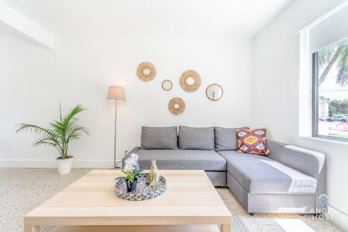 North Miami Condo Offers Great Location & Comfy Stay!