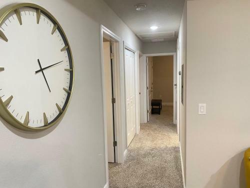 Sleeps 8 House -15 Min To Navarre Beach