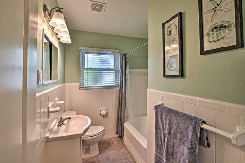Charming Port Orange Home - Walk To Beach!