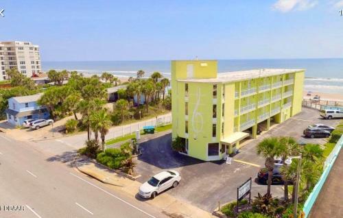 Coastal Sands - Ocean View At Symphony Beach Club!