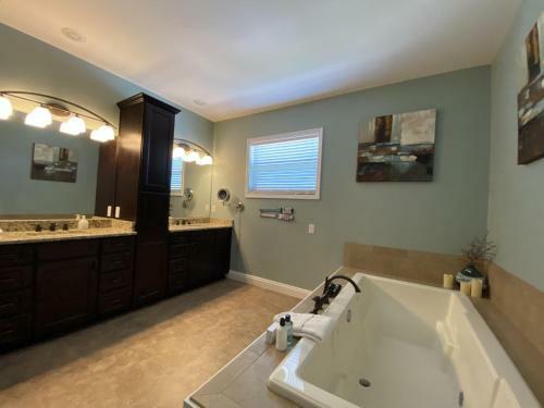 Cape San Blas Gulf Front, Pool, Gear, Pet Friendly, Private Beach Access