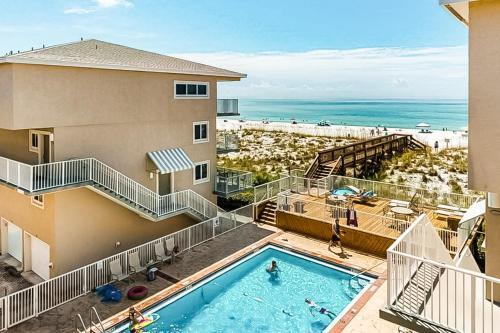 Starboard Village 3-321