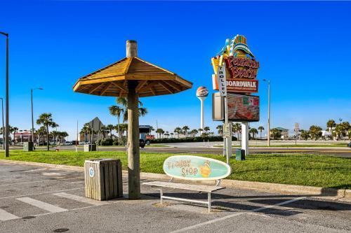 Pensacola Beach Oasis
