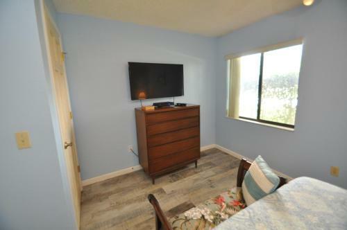 Hostal Salt Life Cozy Canal Front Pool Home W Boat Dock