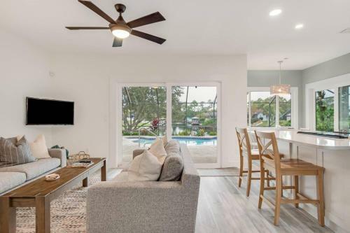 Collinson Court Pool Home