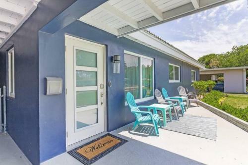 Blue Oasis A Modern 3 Bdrm Dream Getaway W/pool