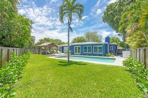 Blue Oasis A Modern 3 Bdrm Dream Getaway W/pool