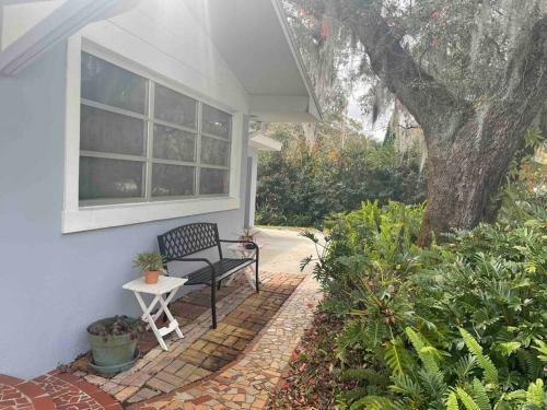 Peaceful 3 Bedroom Lake Front Home On 1 Acre